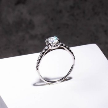 Jewelry 944